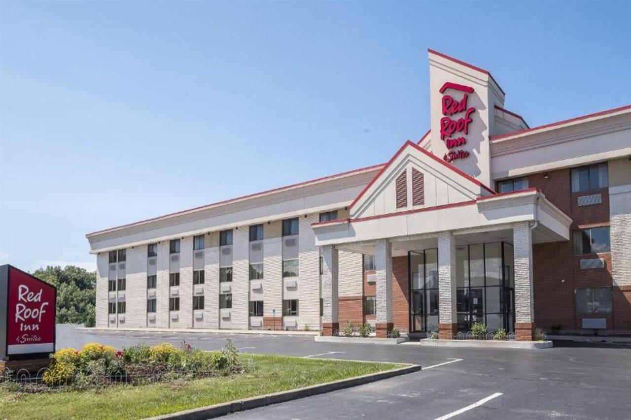 Red Roof Inn & Suites Cleveland - Elyria Extérieur photo