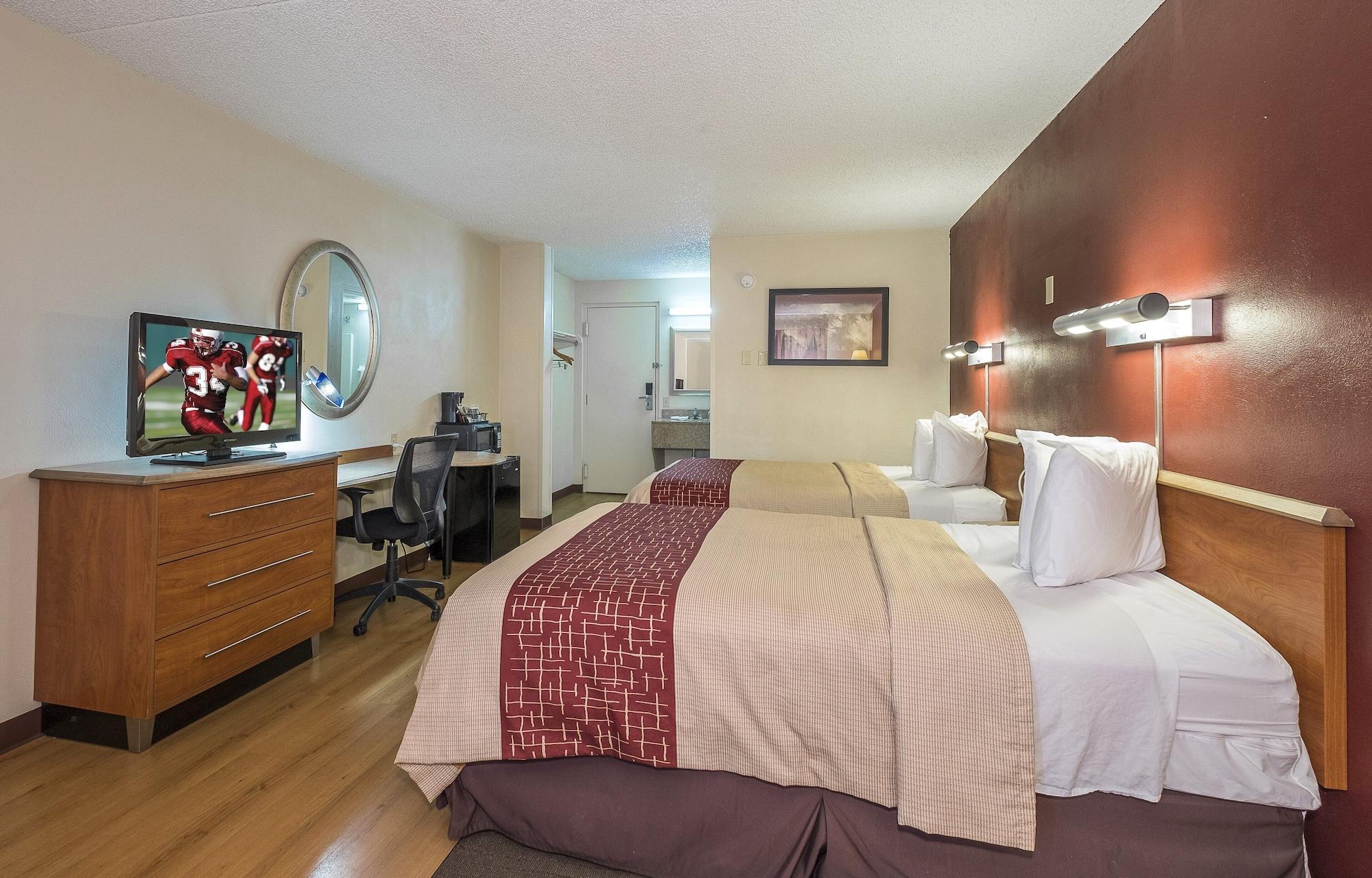 Red Roof Inn & Suites Cleveland - Elyria Extérieur photo