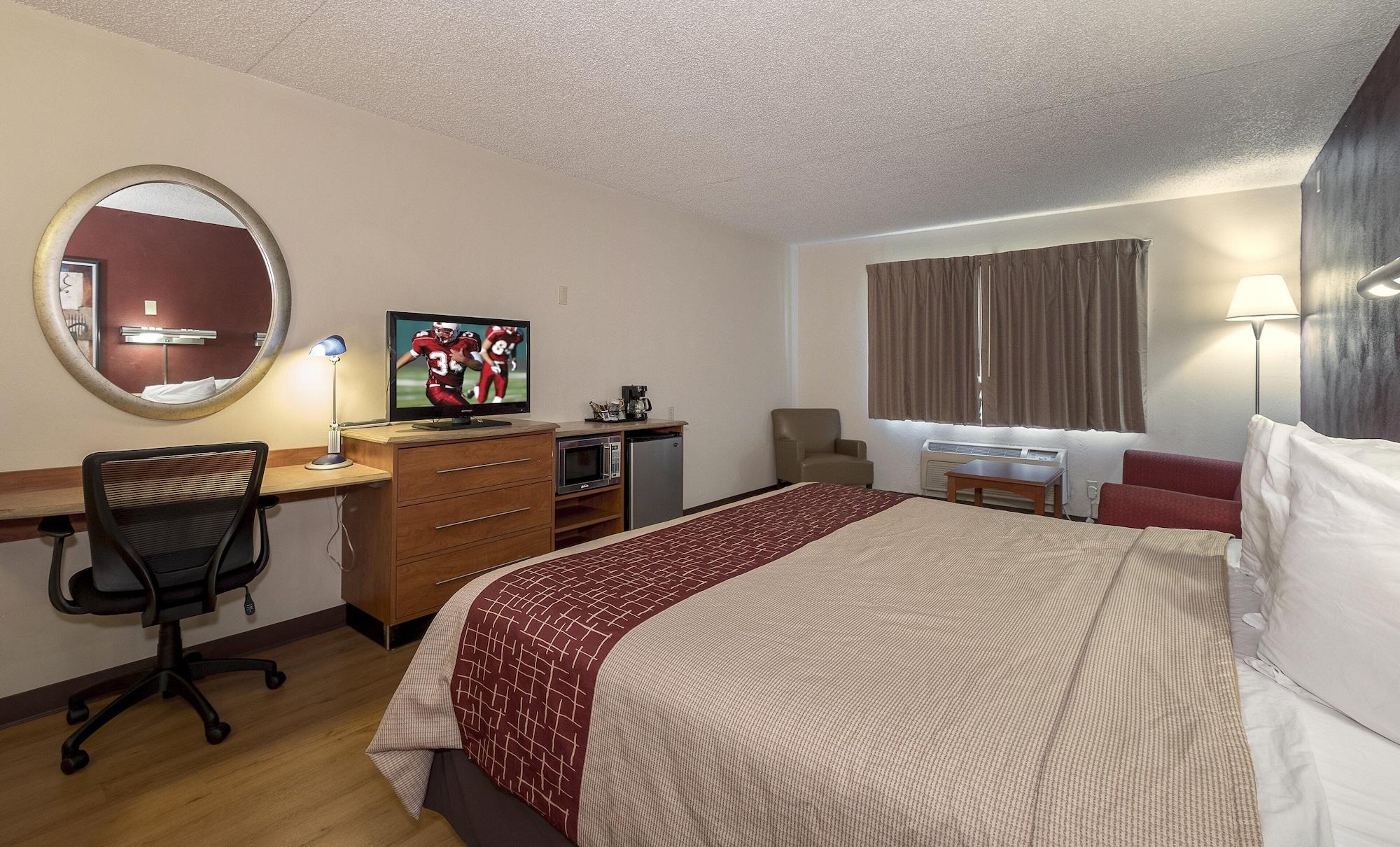 Red Roof Inn & Suites Cleveland - Elyria Extérieur photo