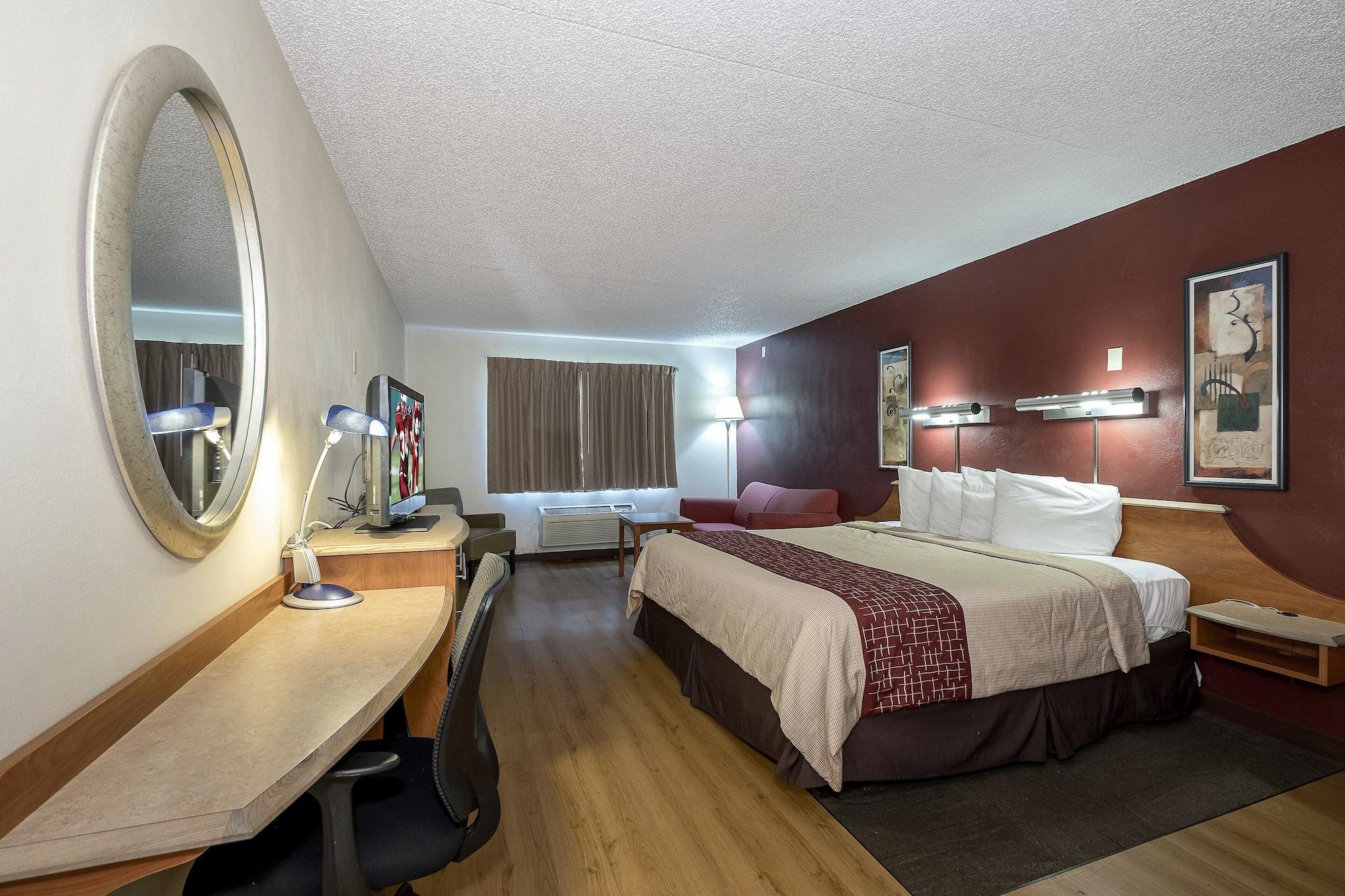 Red Roof Inn & Suites Cleveland - Elyria Extérieur photo